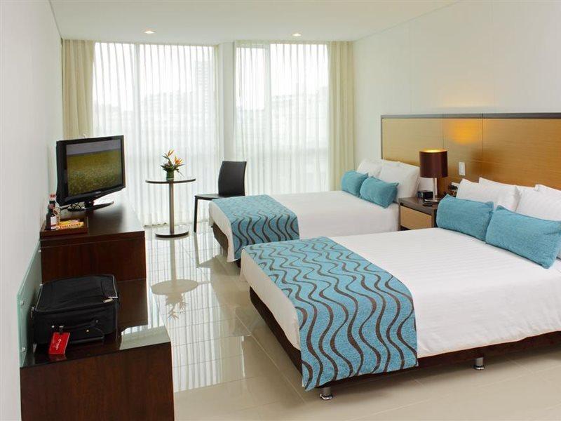 Estelar Alto Prado Барранкилья Экстерьер фото A room at the hotel