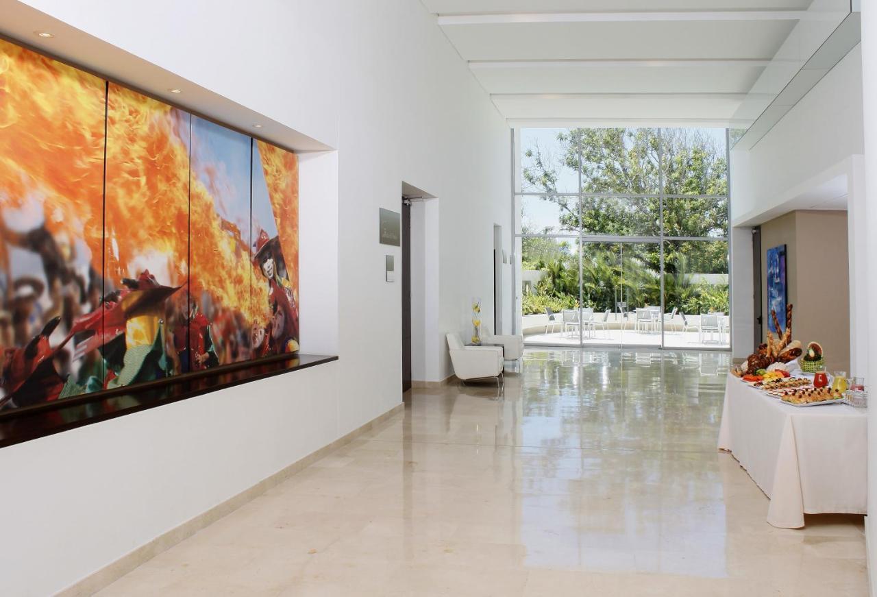 Estelar Alto Prado Барранкилья Экстерьер фото Interior of the museum