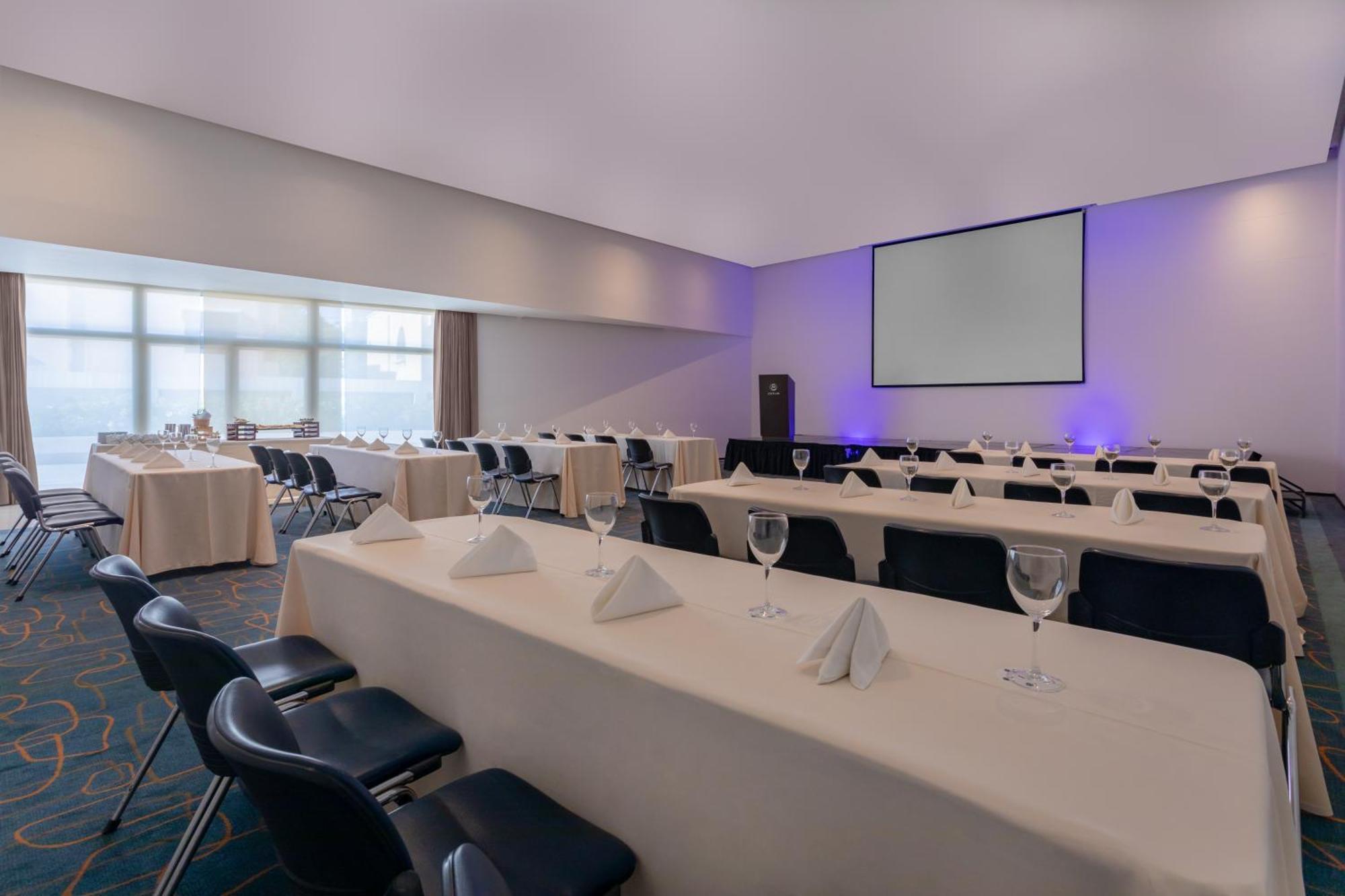 Estelar Alto Prado Барранкилья Экстерьер фото Meeting room
