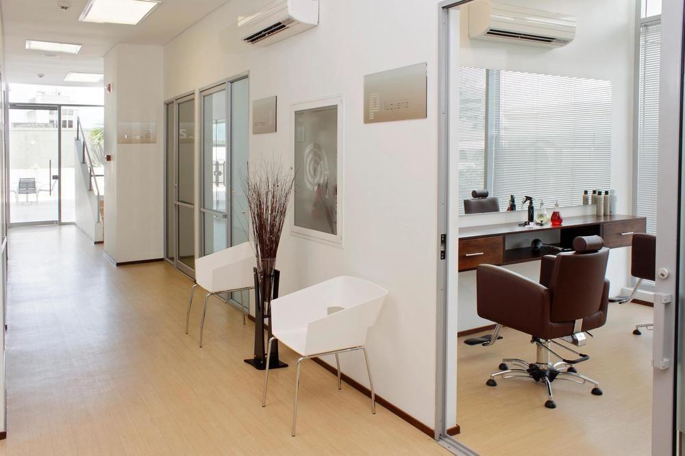 Estelar Alto Prado Барранкилья Экстерьер фото A hair salon in the United States