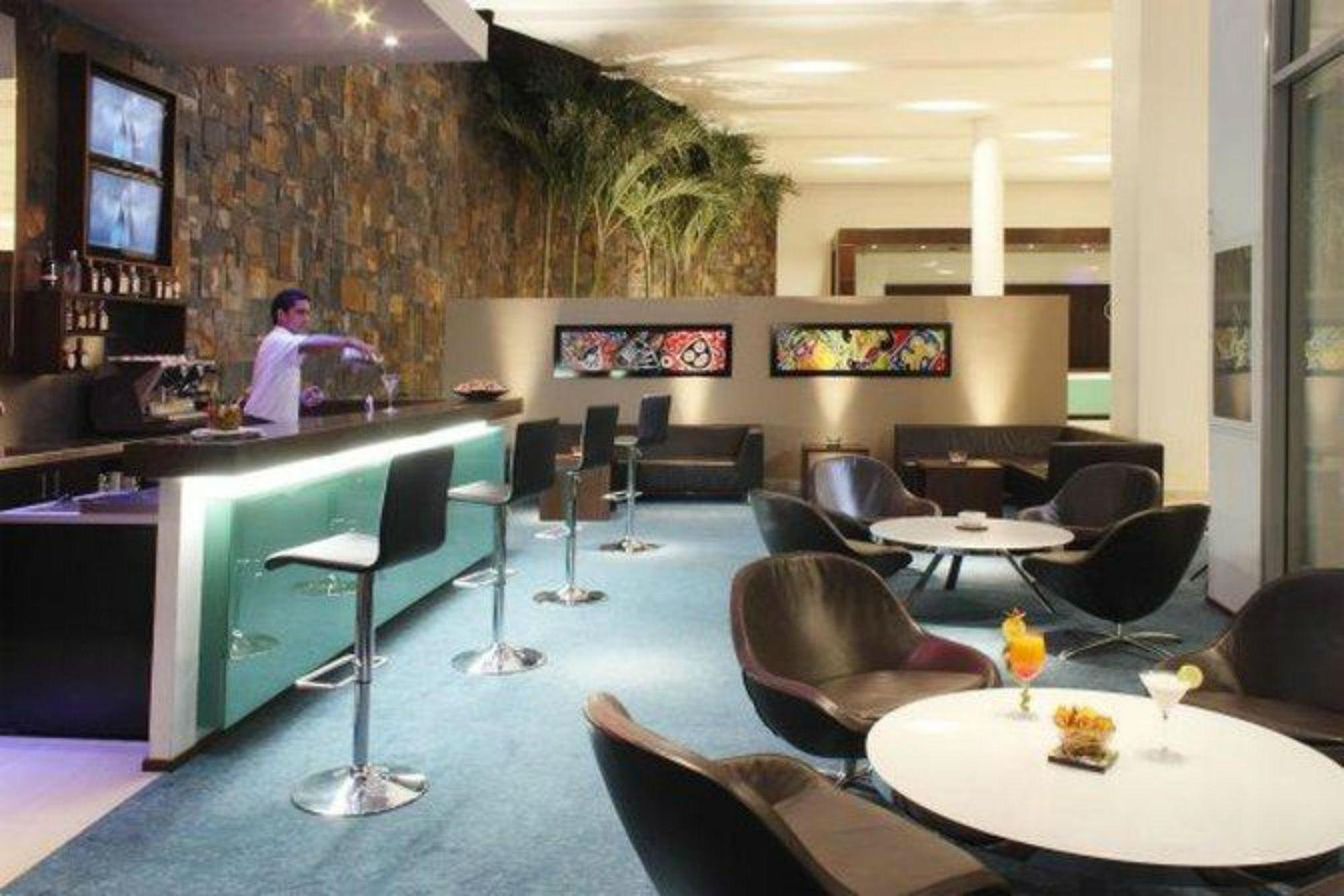 Estelar Alto Prado Барранкилья Экстерьер фото The lounge at the airport