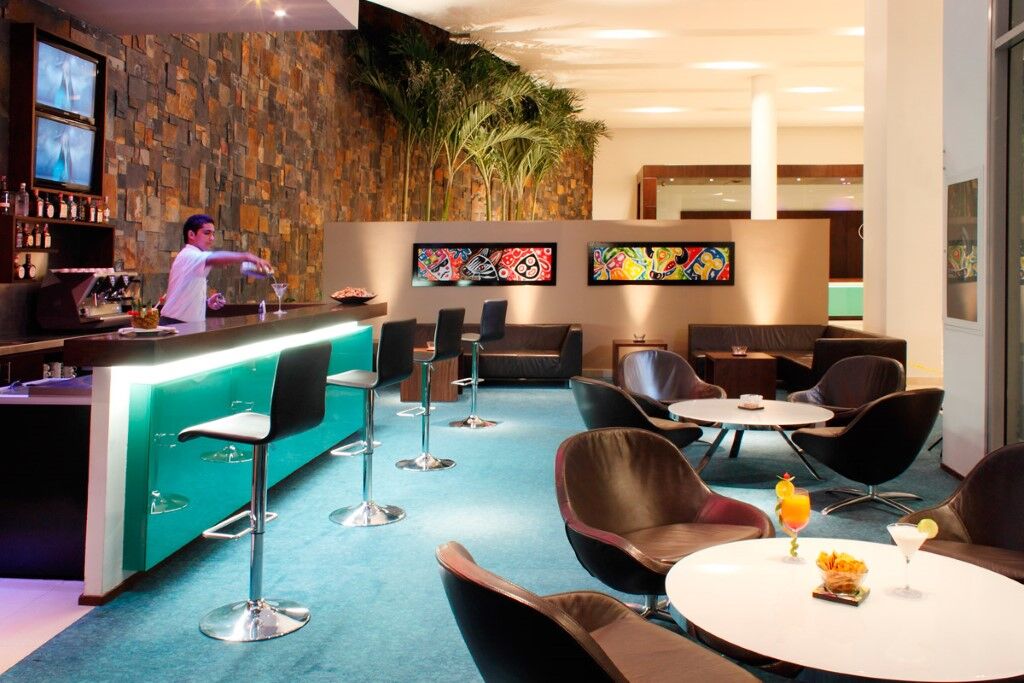 Estelar Alto Prado Барранкилья Экстерьер фото The lounge at the airport