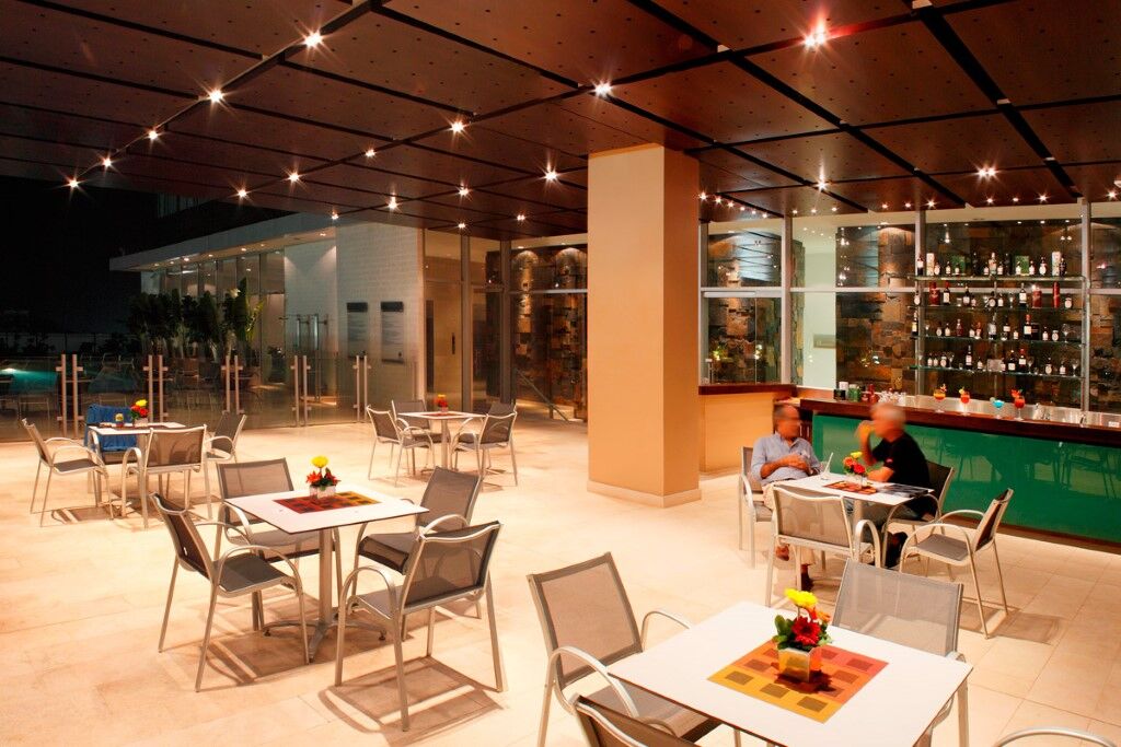 Estelar Alto Prado Барранкилья Экстерьер фото The Sky Bar